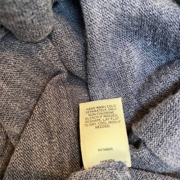 Amber Sun lightweight heathered blue v neck cardigan size M - Picture 6 of 8